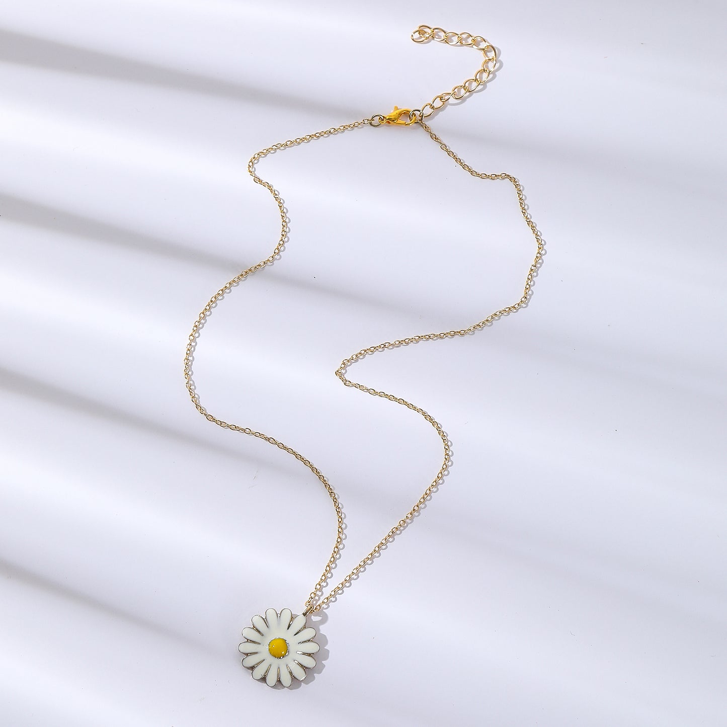 Gold Chain Necklace with Large Enamel Daisy Pendant - Fresh Floral Jewelry