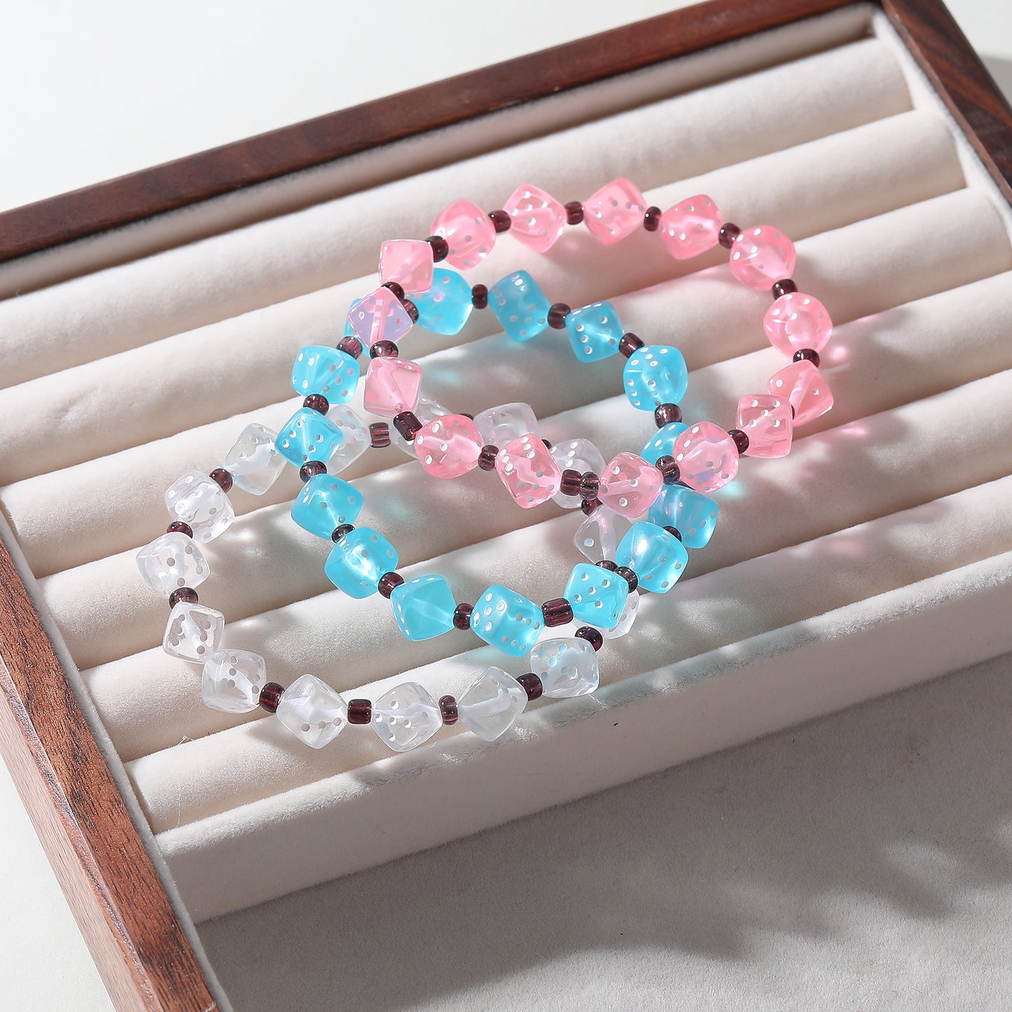 Set of 3 Stretch Dice Bead Bracelets - Fun and Playful Jewelry （random）