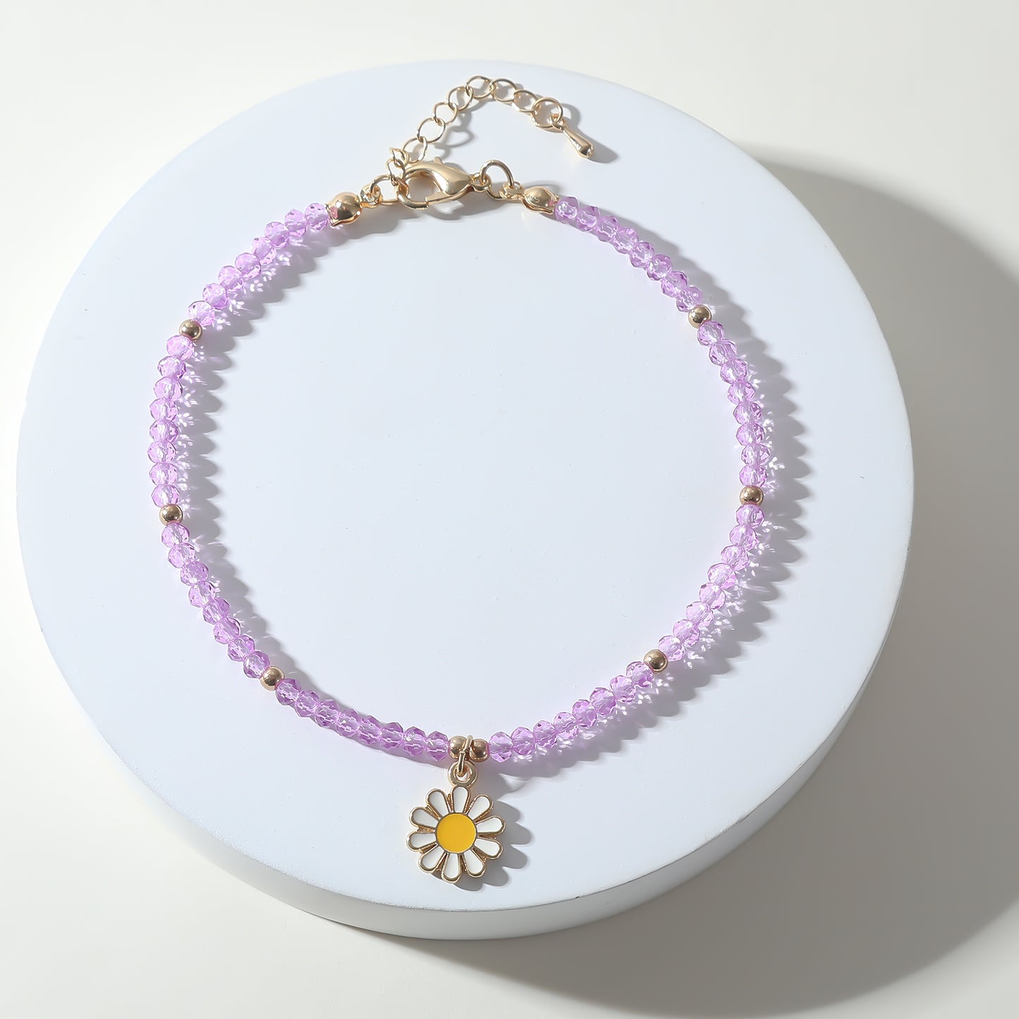 Colorful Beaded Daisy Anklet with Gold Chain – Adjustable Summer Foot Jewelry